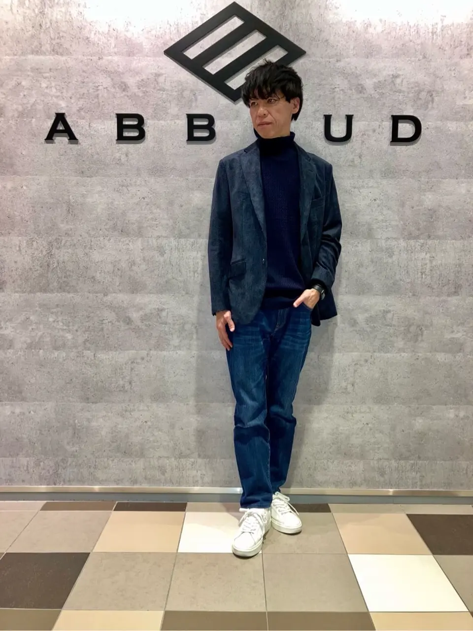 JOSEPH ABBOUD 足立 コーディネート画像