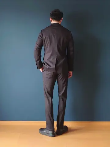 JOSEPH ABBOUD 安東 コーディネート画像