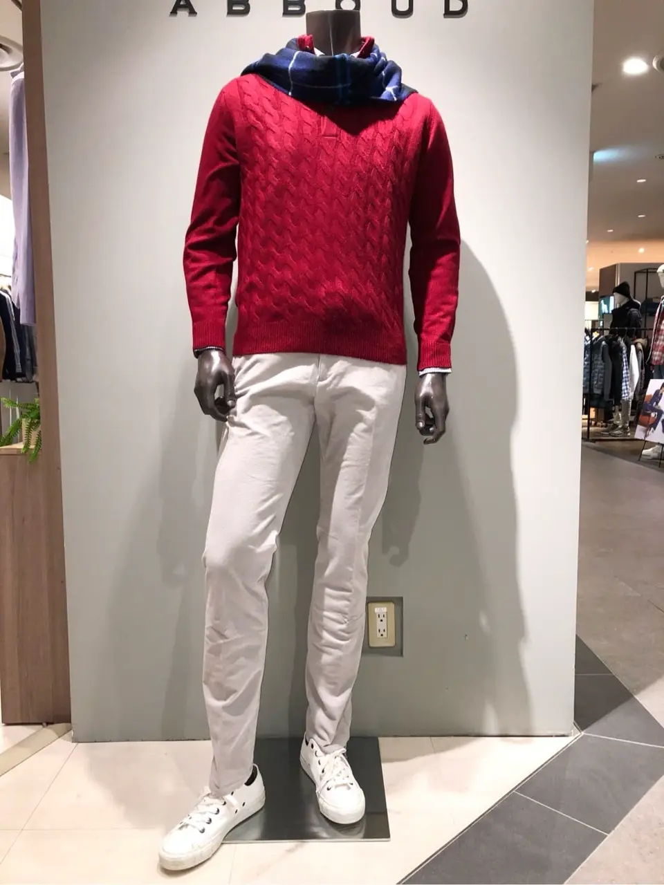 JOSEPH ABBOUD 川田 コーディネート画像