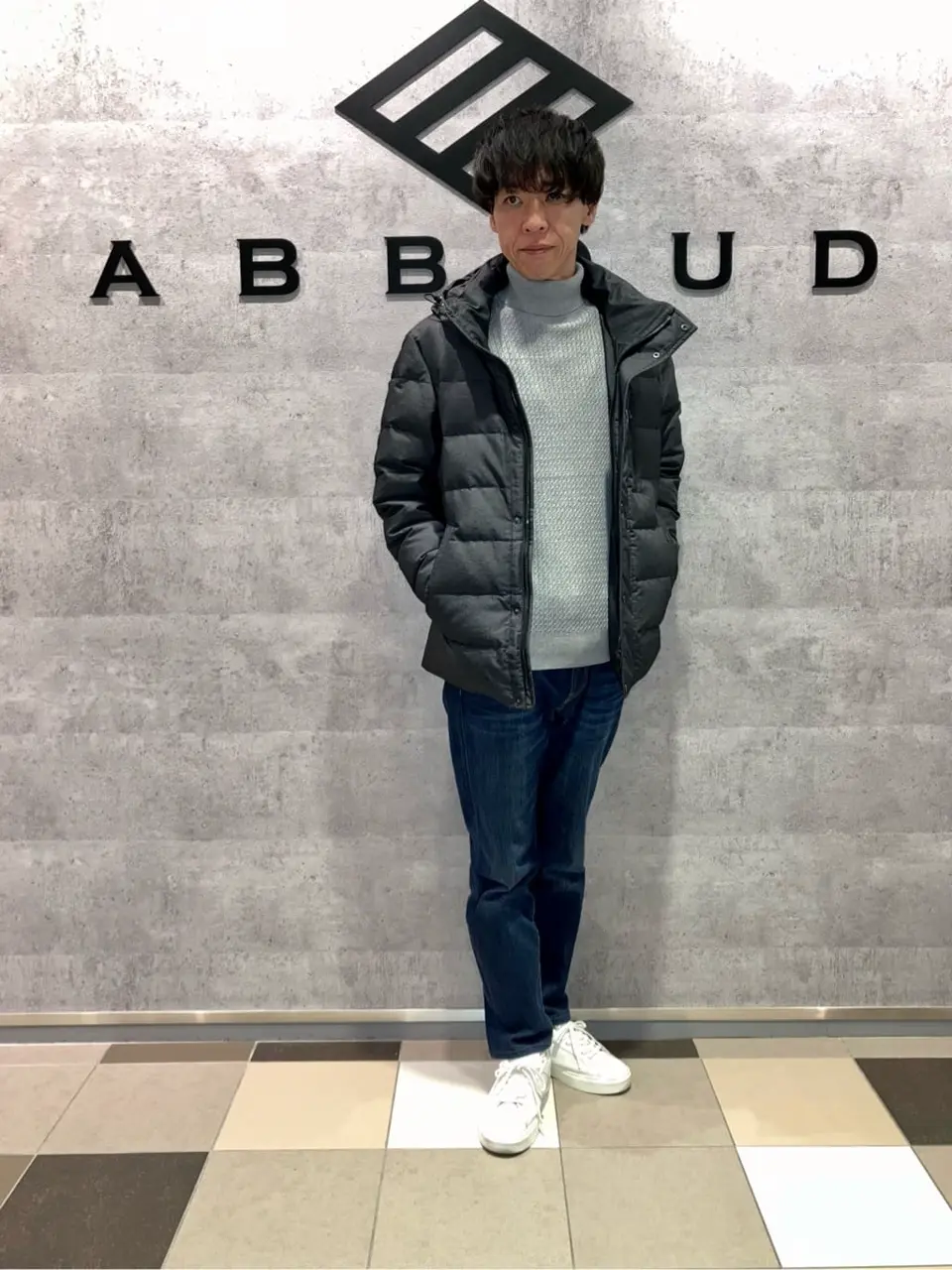 JOSEPH ABBOUD 足立 コーディネート画像