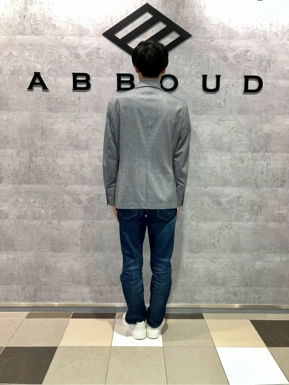 JOSEPH ABBOUD 足立 コーディネート画像