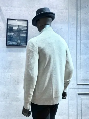 JOSEPH ABBOUD 二澤 コーディネート画像