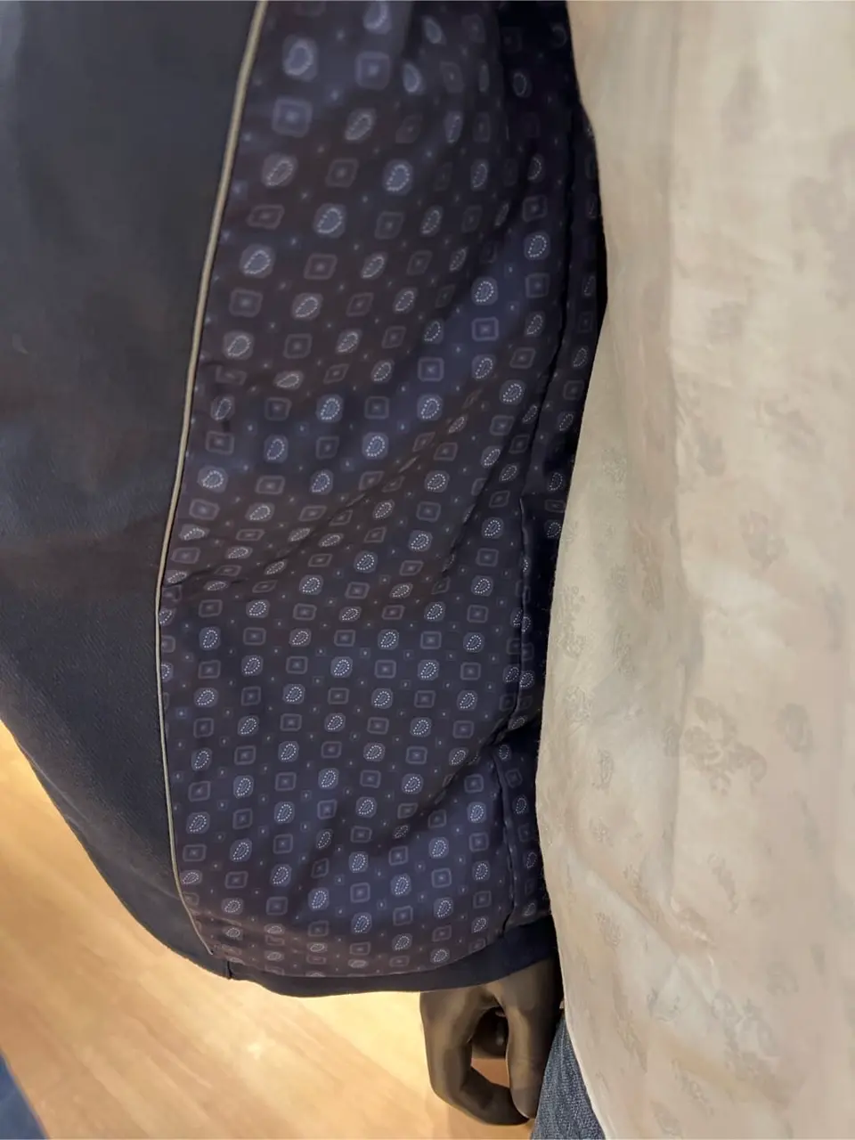 JOSEPH ABBOUD 上條 コーディネート画像