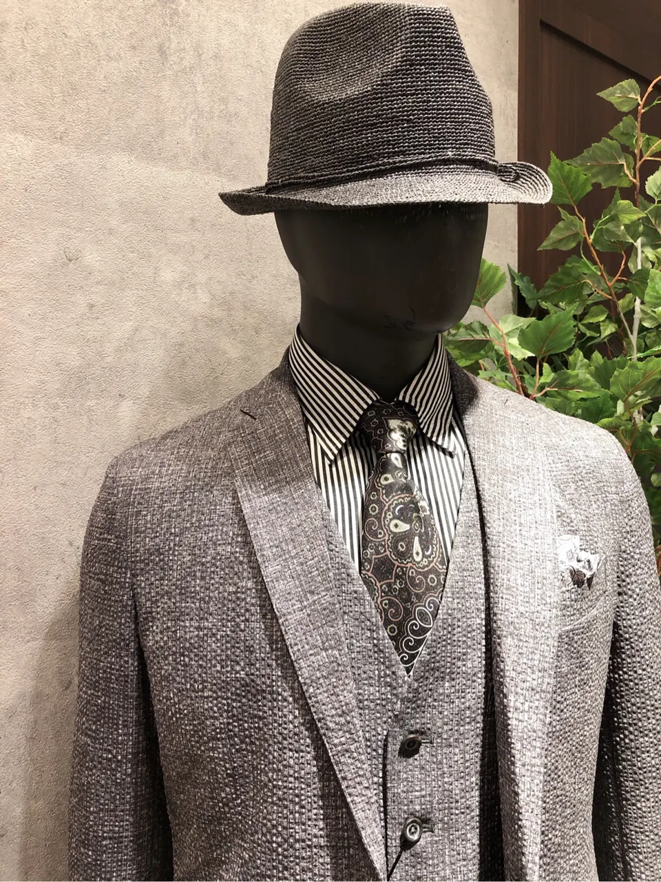 JOSEPH ABBOUD 二澤 コーディネート画像