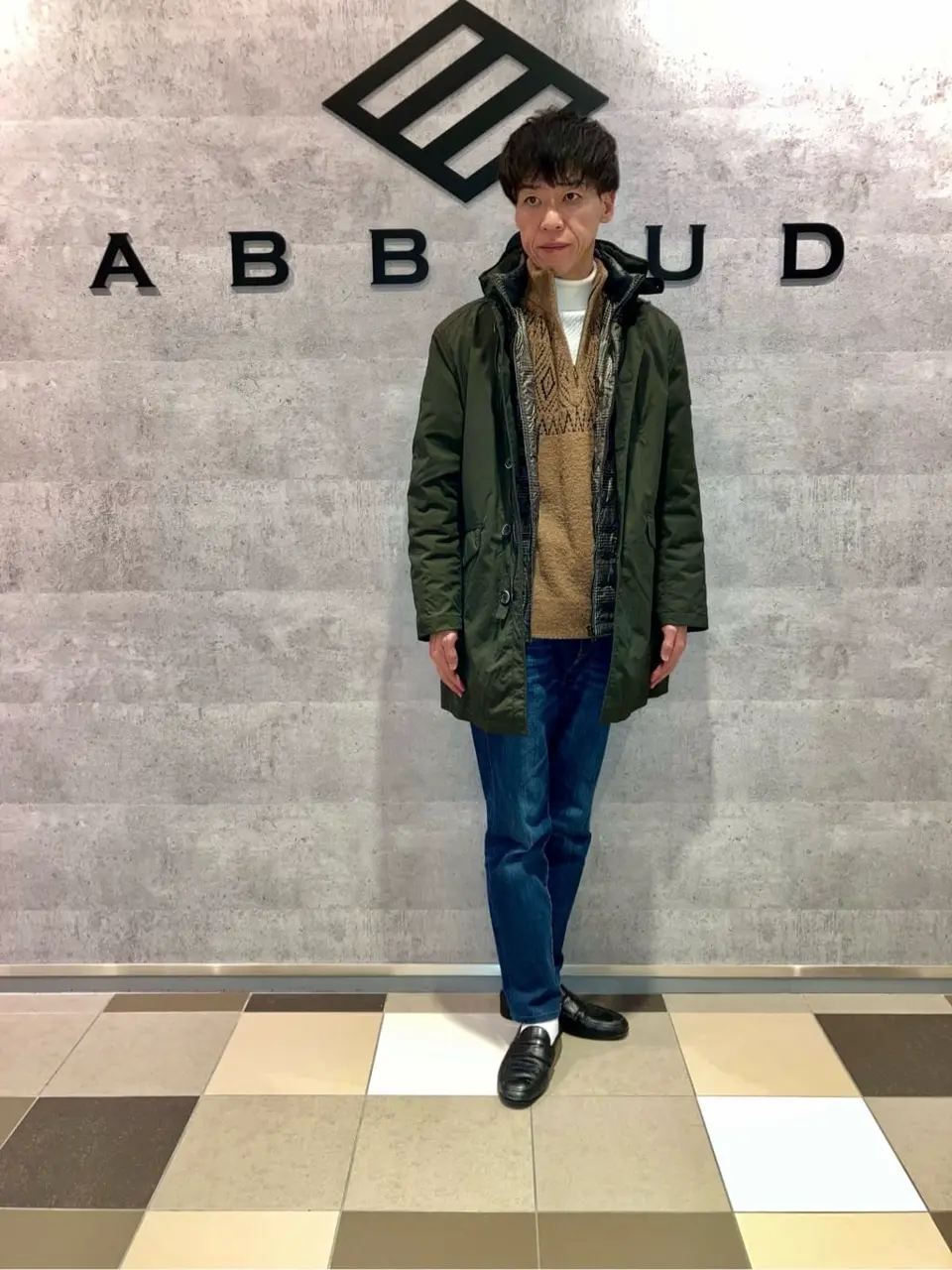 JOSEPH ABBOUD 足立 コーディネート画像