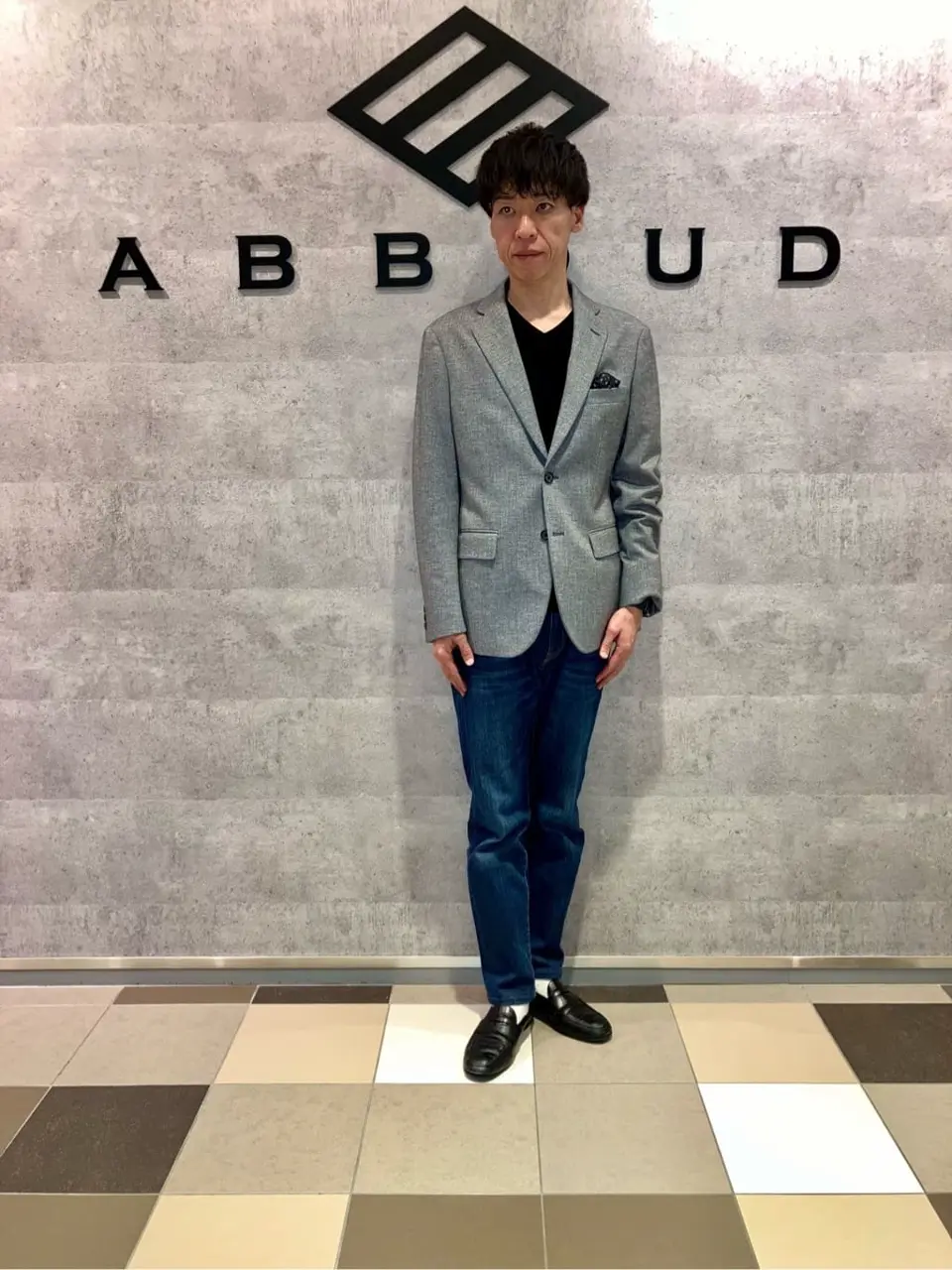 JOSEPH ABBOUD 足立 コーディネート画像