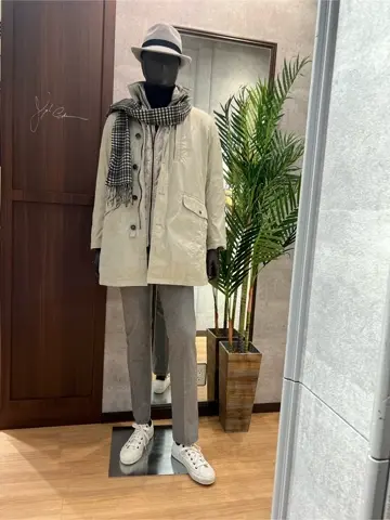 JOSEPH ABBOUD 上條 コーディネート画像