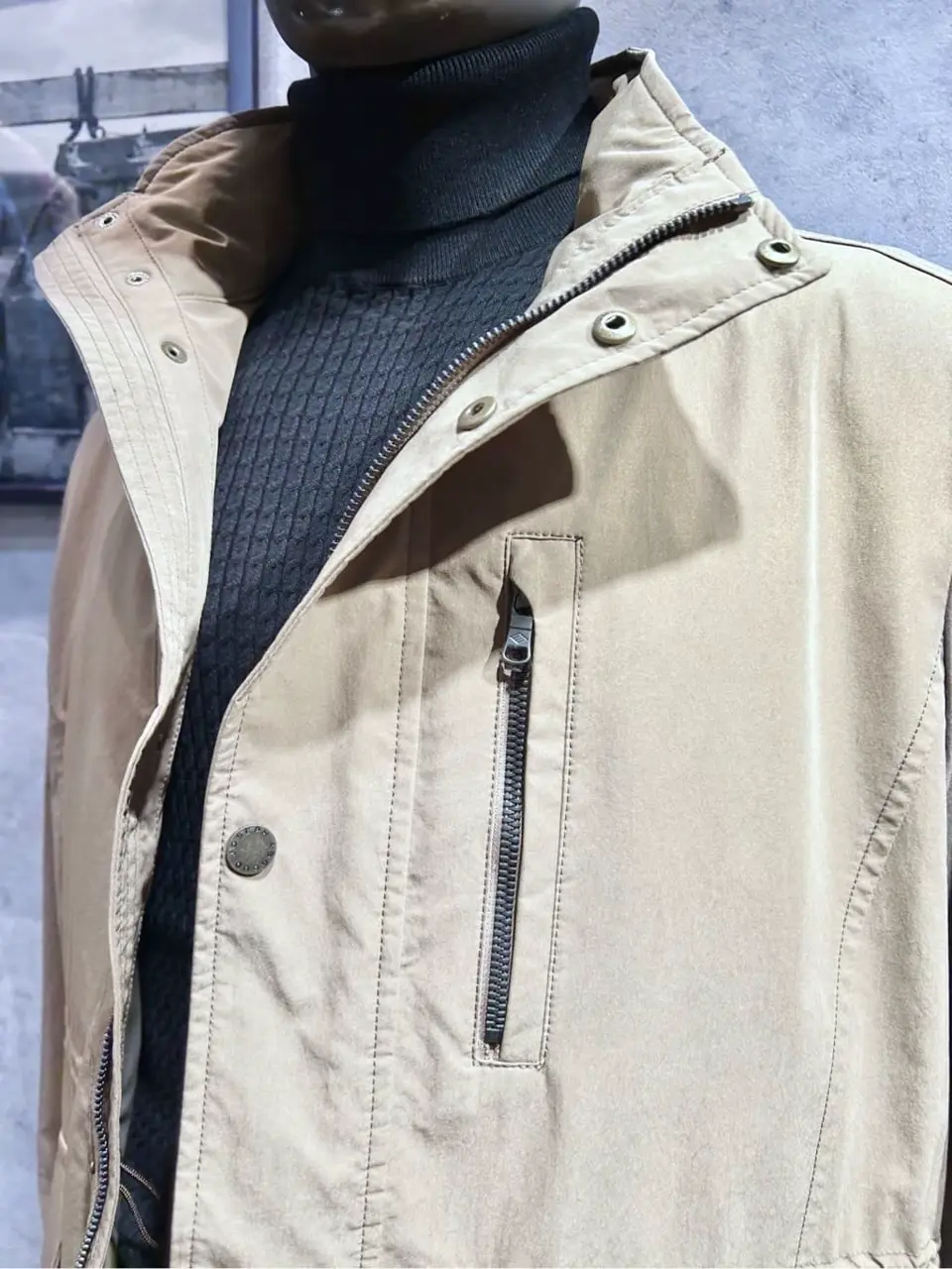 JOSEPH ABBOUD 二澤 コーディネート画像