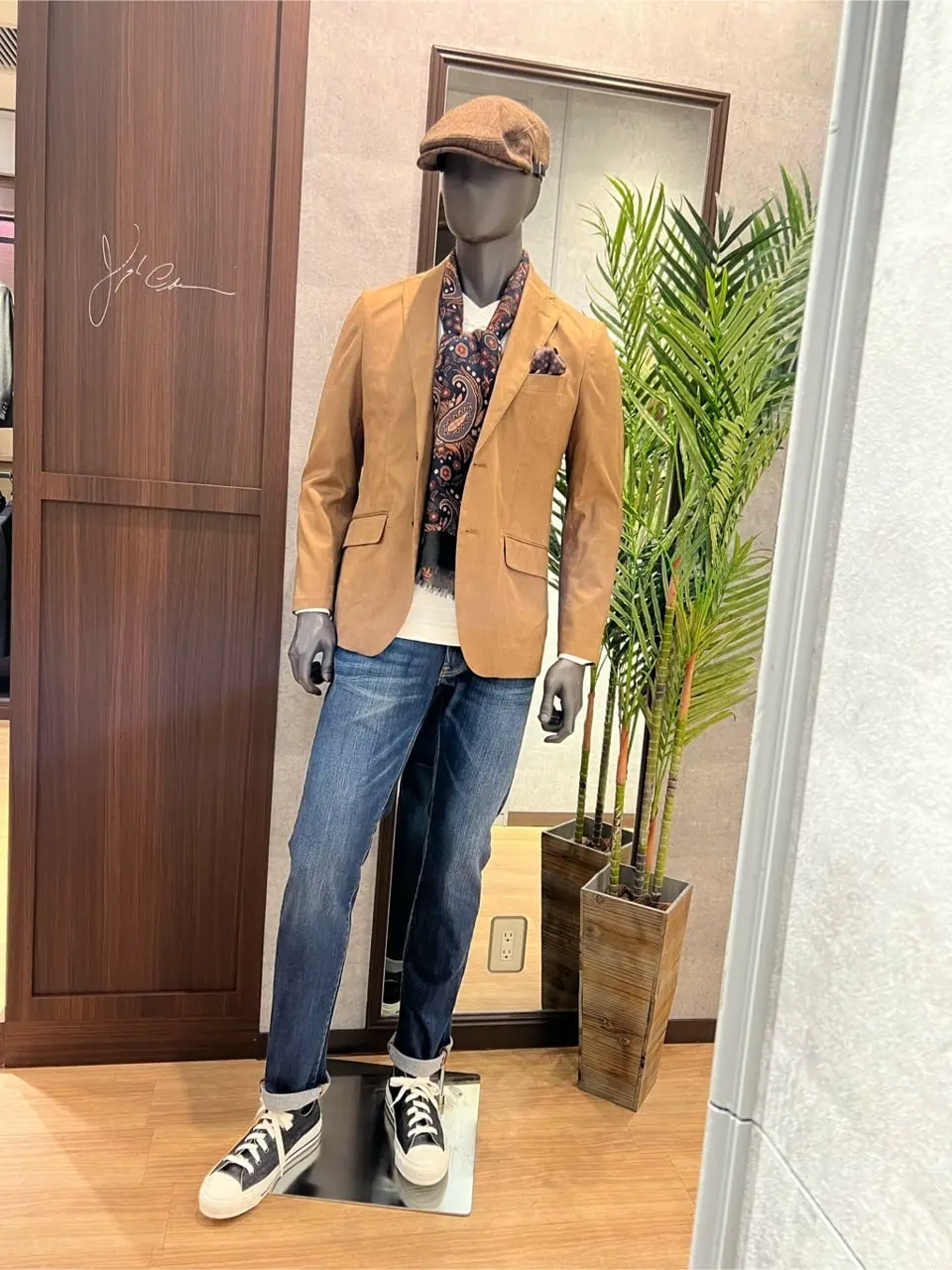 JOSEPH ABBOUD 上條 コーディネート画像