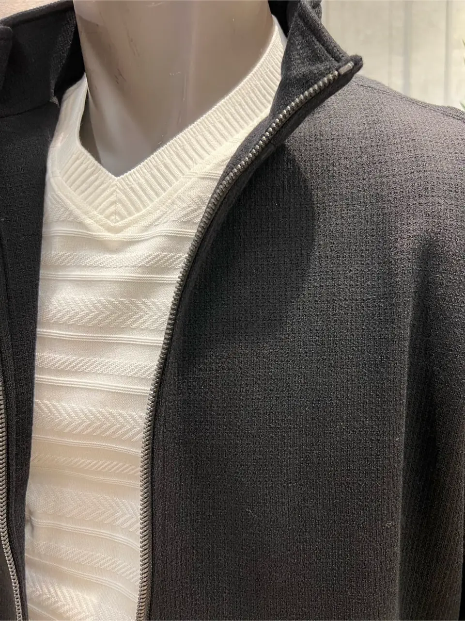 JOSEPH ABBOUD 上條 コーディネート画像