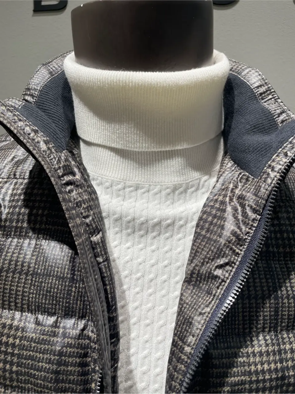 JOSEPH ABBOUD 伊津野 コーディネート画像