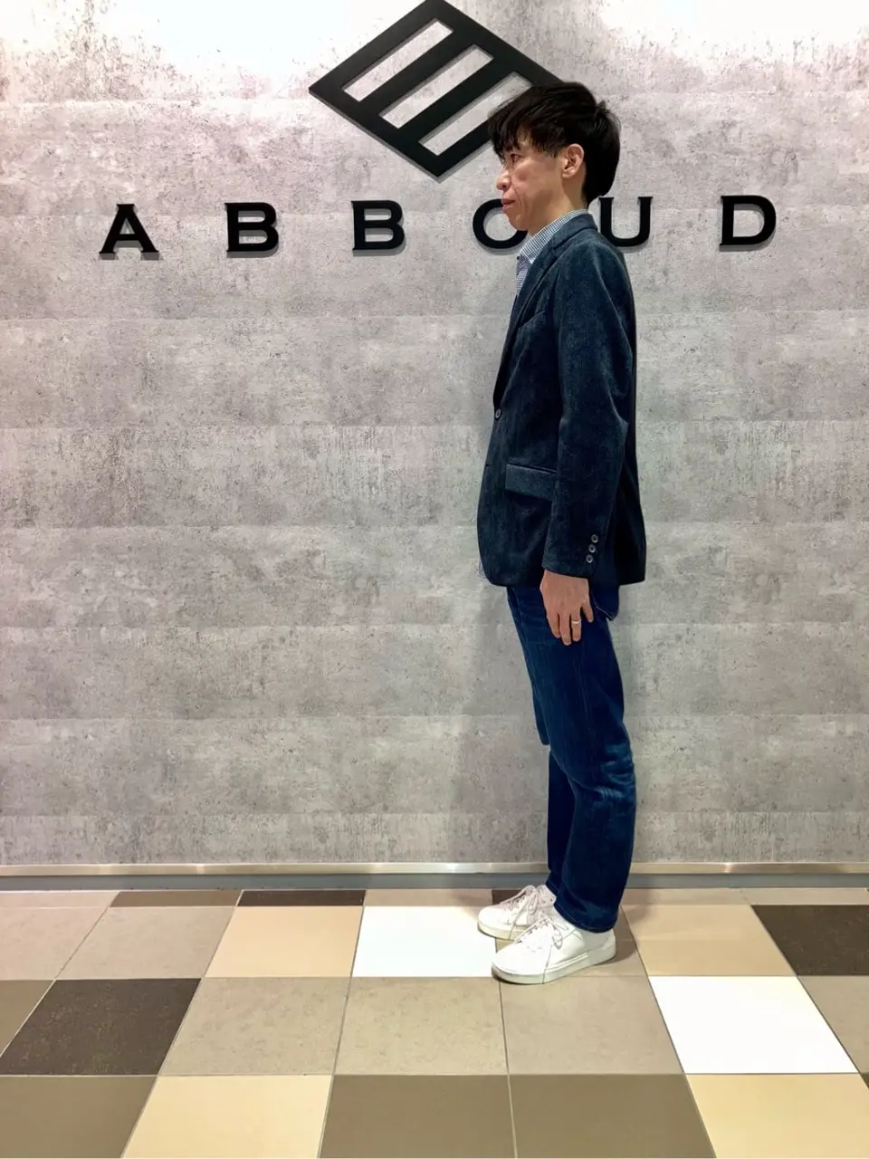 JOSEPH ABBOUD 足立 コーディネート画像