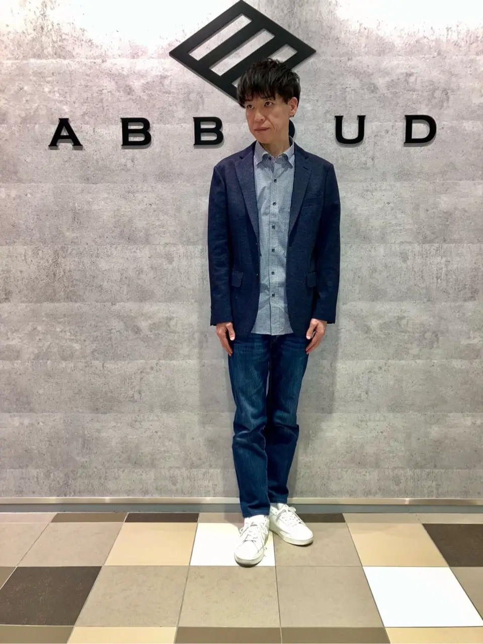 JOSEPH ABBOUD 足立 コーディネート画像