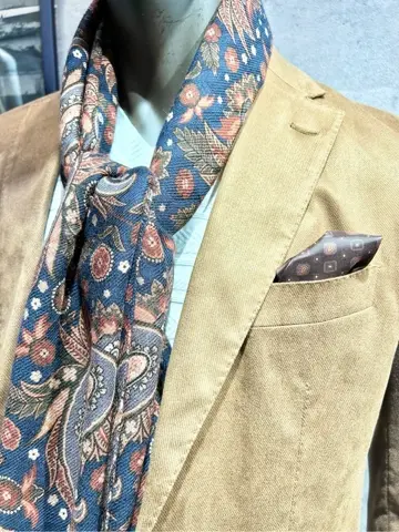 JOSEPH ABBOUD 二澤 コーディネート画像