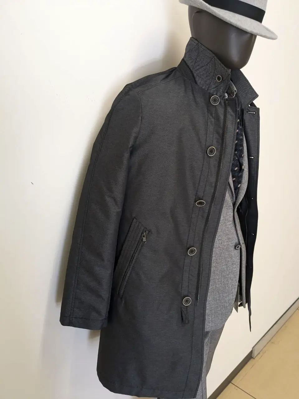 JOSEPH ABBOUD 大久 コーディネート画像