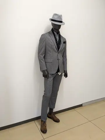 JOSEPH ABBOUD 大久 コーディネート画像