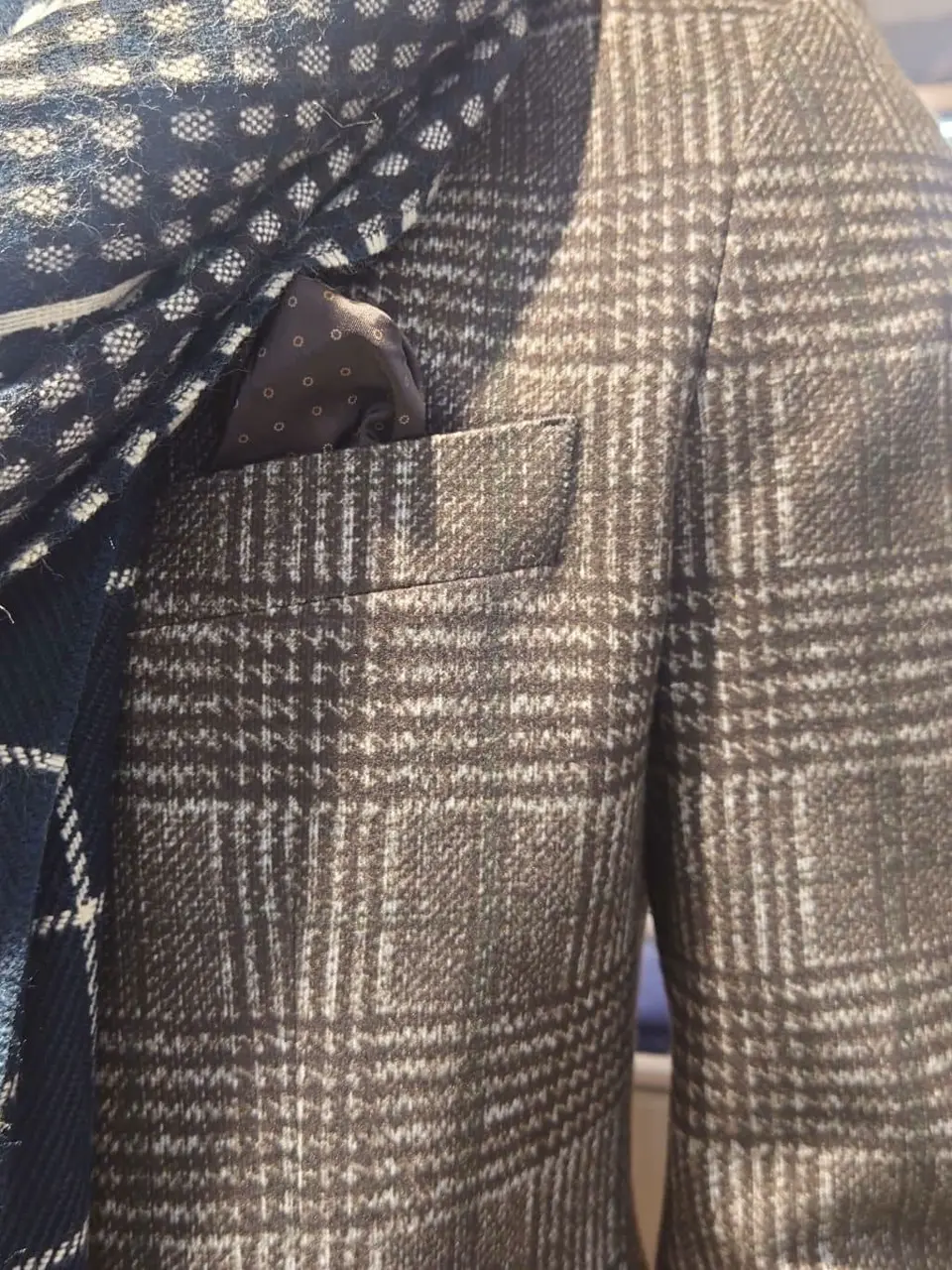 JOSEPH ABBOUD 三宅 コーディネート画像