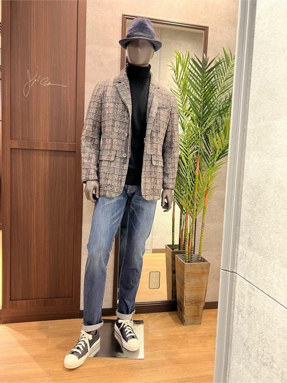 JOSEPH ABBOUD 上條 コーディネート画像