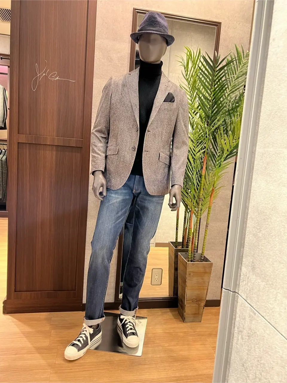 JOSEPH ABBOUD 上條 コーディネート画像