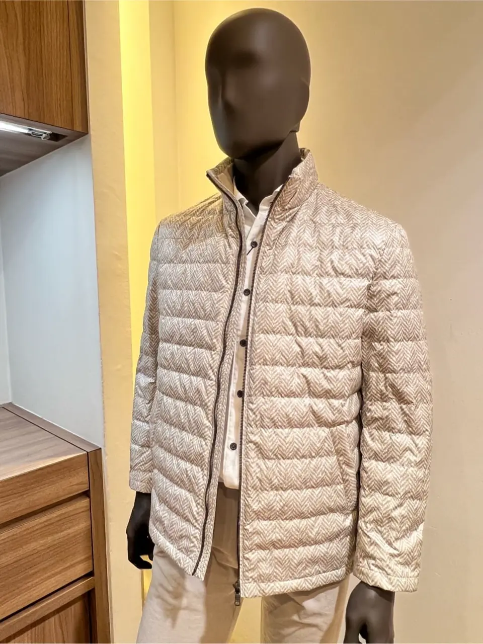 JOSEPH ABBOUD 森部 コーディネート画像