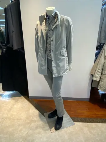 JOSEPH ABBOUD 坪井 コーディネート画像