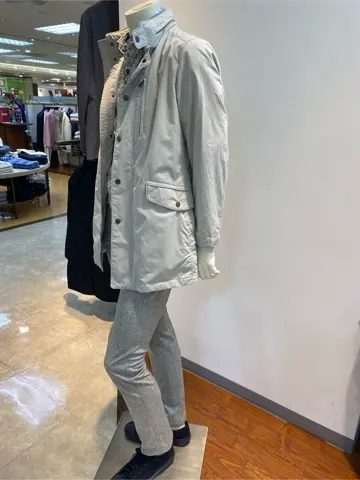 JOSEPH ABBOUD 坪井 コーディネート画像