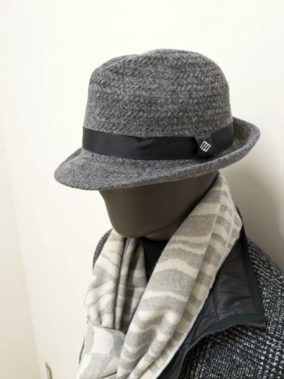 JOSEPH ABBOUD 大久 コーディネート画像