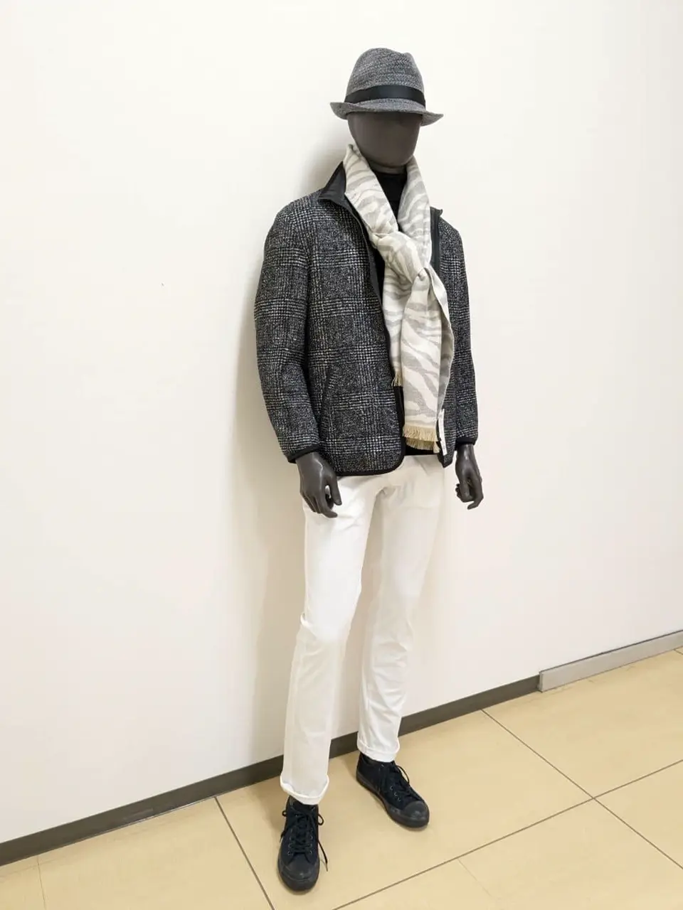 JOSEPH ABBOUD 大久 コーディネート画像