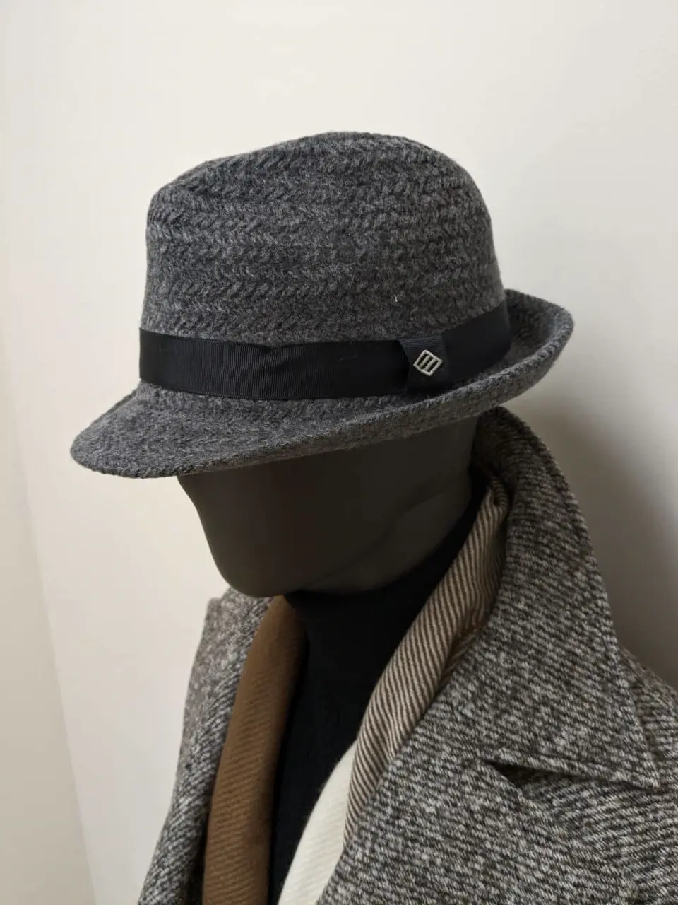 JOSEPH ABBOUD 大久 コーディネート画像