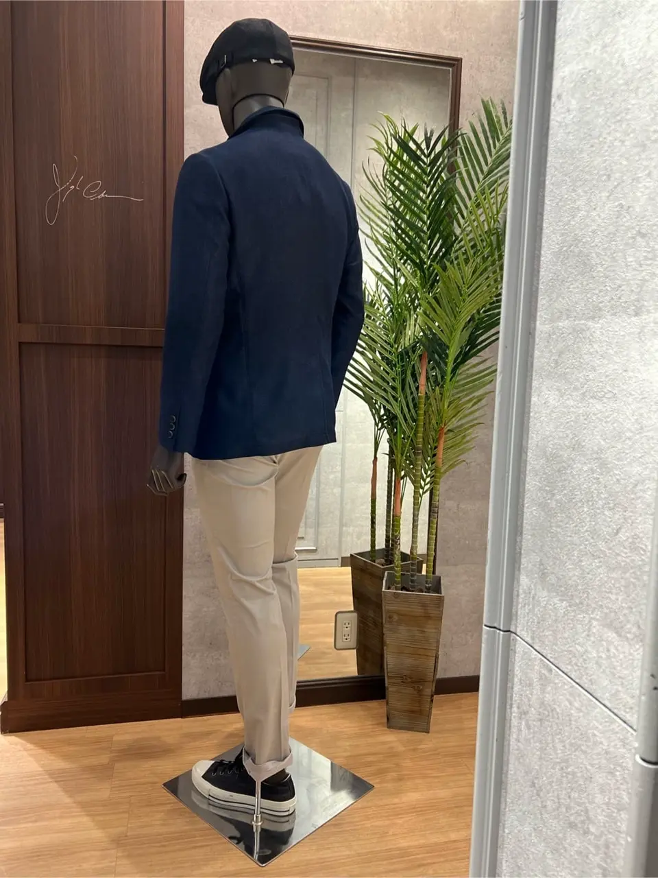 JOSEPH ABBOUD 上條 コーディネート画像