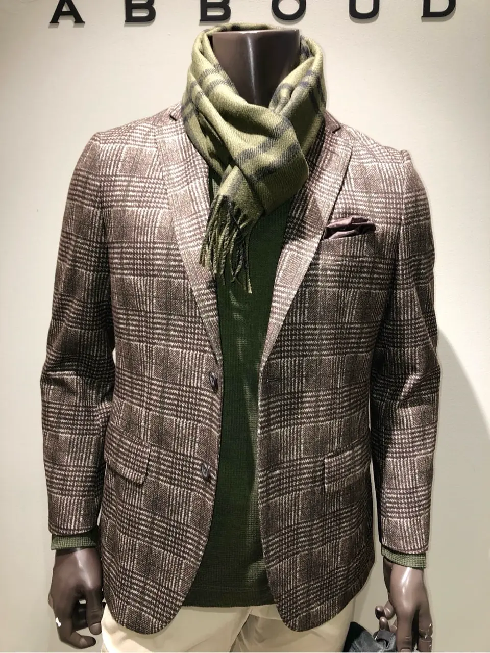 JOSEPH ABBOUD 川田 コーディネート画像