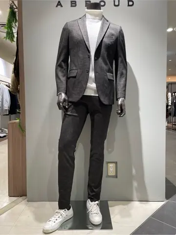 JOSEPH ABBOUD 伊津野 コーディネート画像