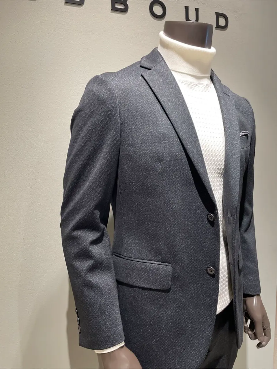 JOSEPH ABBOUD 伊津野 コーディネート画像