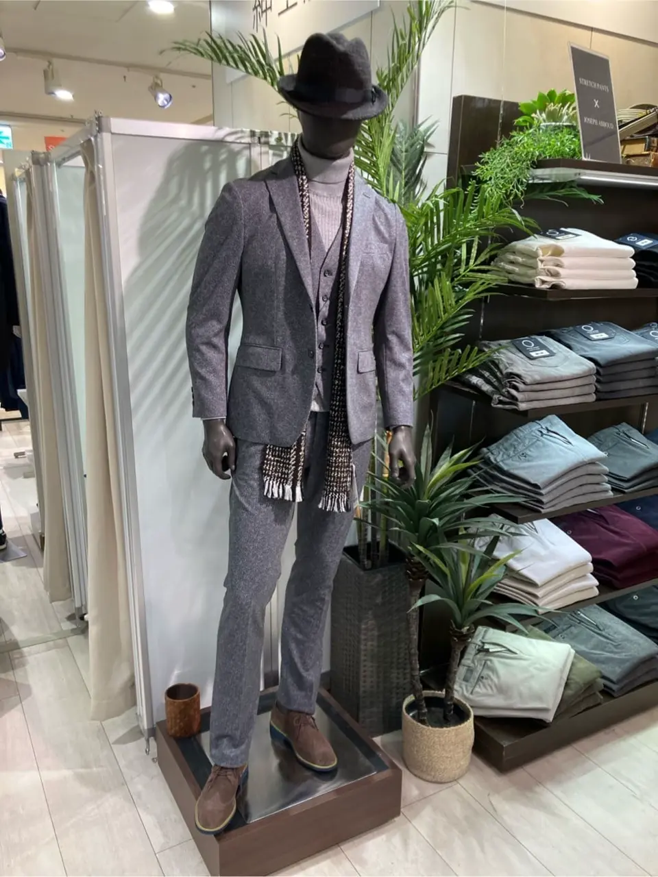 JOSEPH ABBOUD 大坪 コーディネート画像