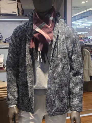 JOSEPH ABBOUD 三宅 コーディネート画像