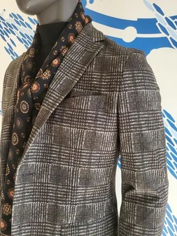 JOSEPH ABBOUD 亀井 コーディネート画像