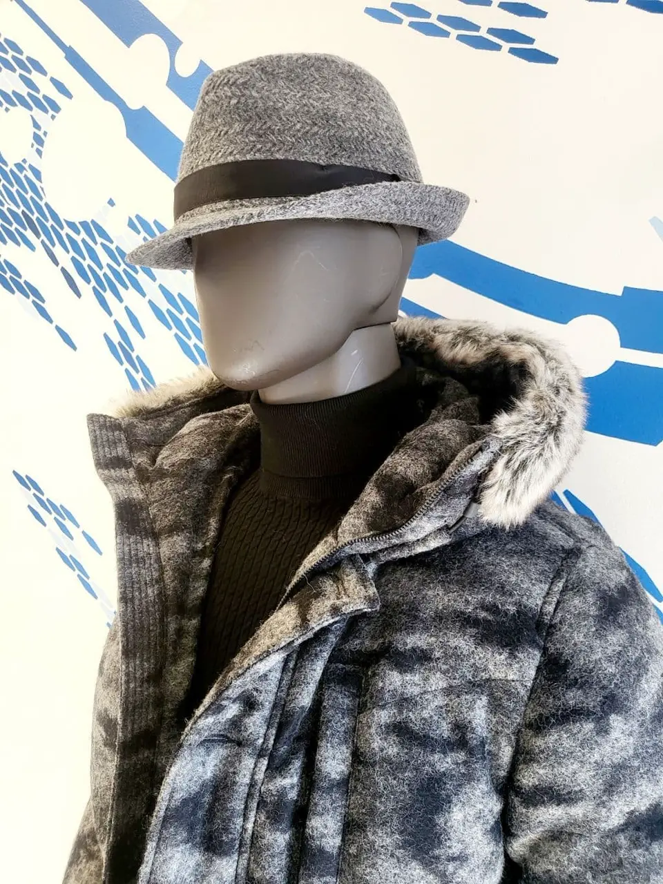 JOSEPH ABBOUD 亀井 コーディネート画像