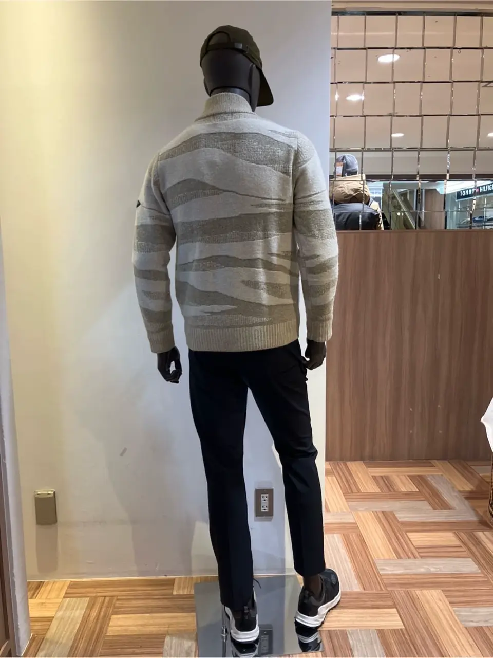 JOSEPH ABBOUD 三澄 コーディネート画像