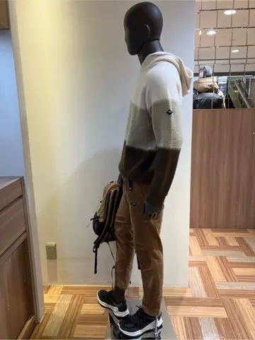 JOSEPH ABBOUD 小城 コーディネート画像