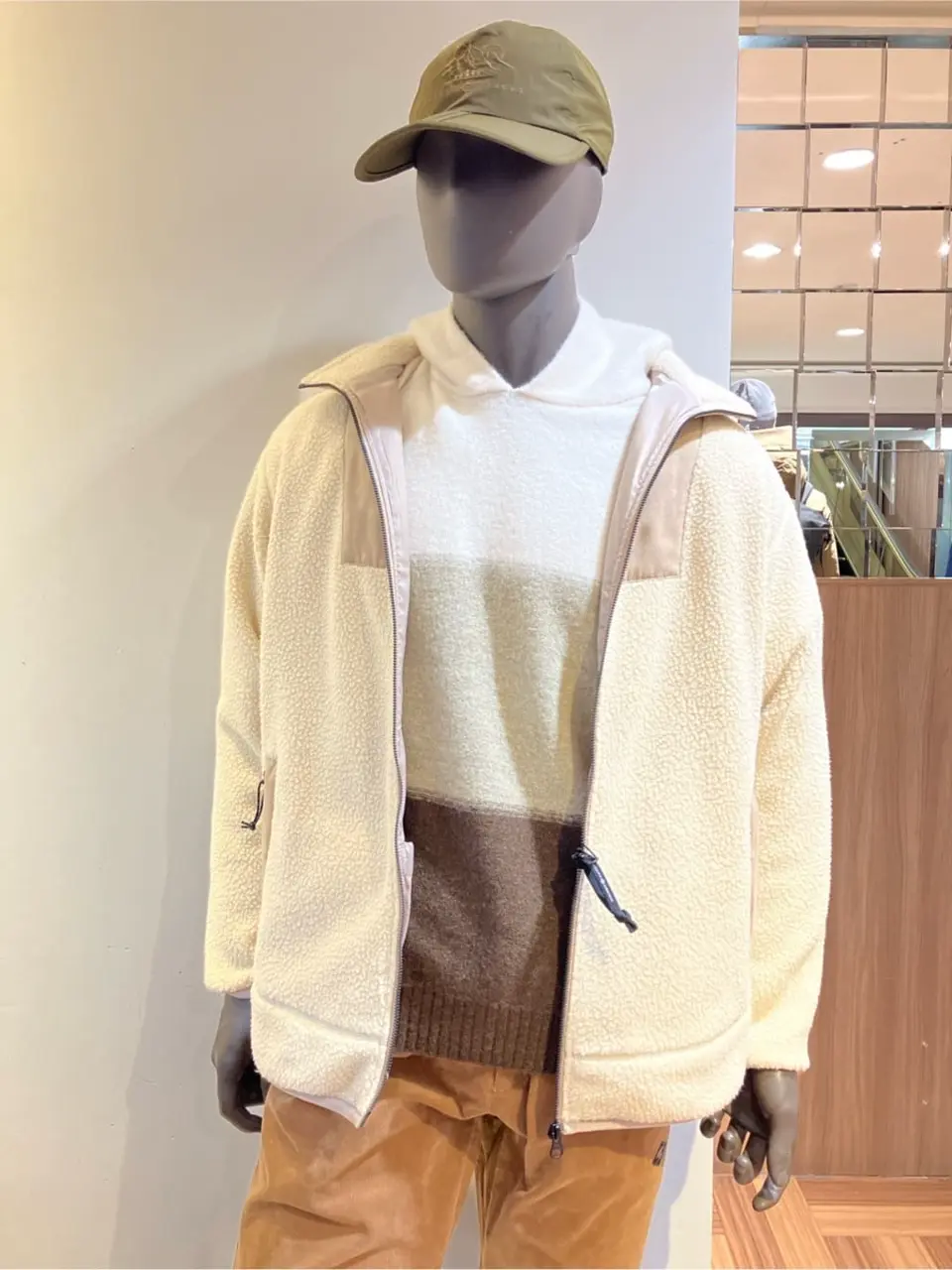 JOSEPH ABBOUD 三澄 コーディネート画像