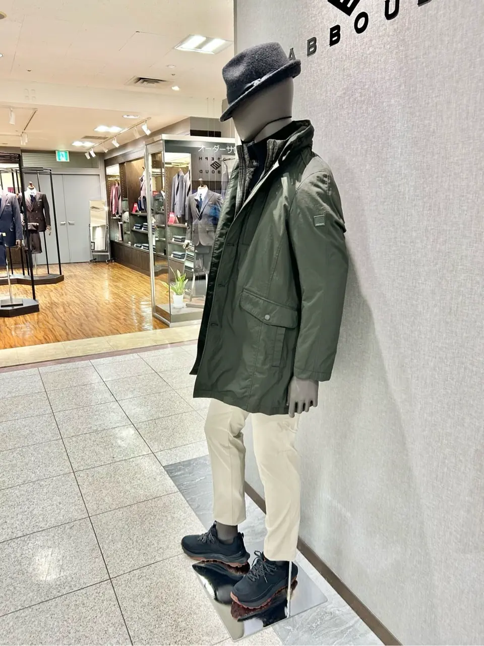 JOSEPH ABBOUD 上田 コーディネート画像