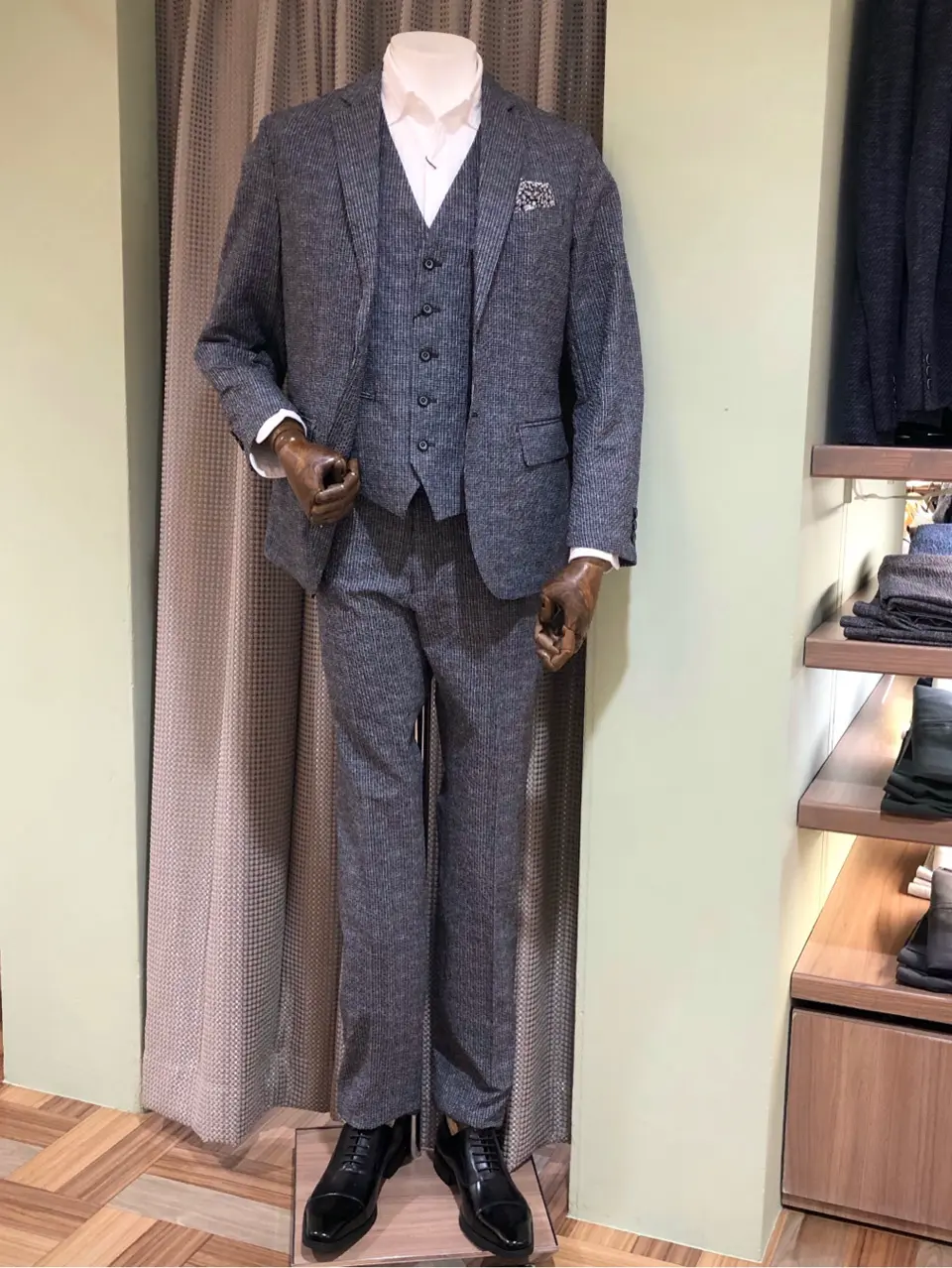 JOSEPH ABBOUD 森部 コーディネート画像