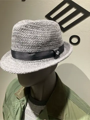 JOSEPH ABBOUD 伊津野 コーディネート画像