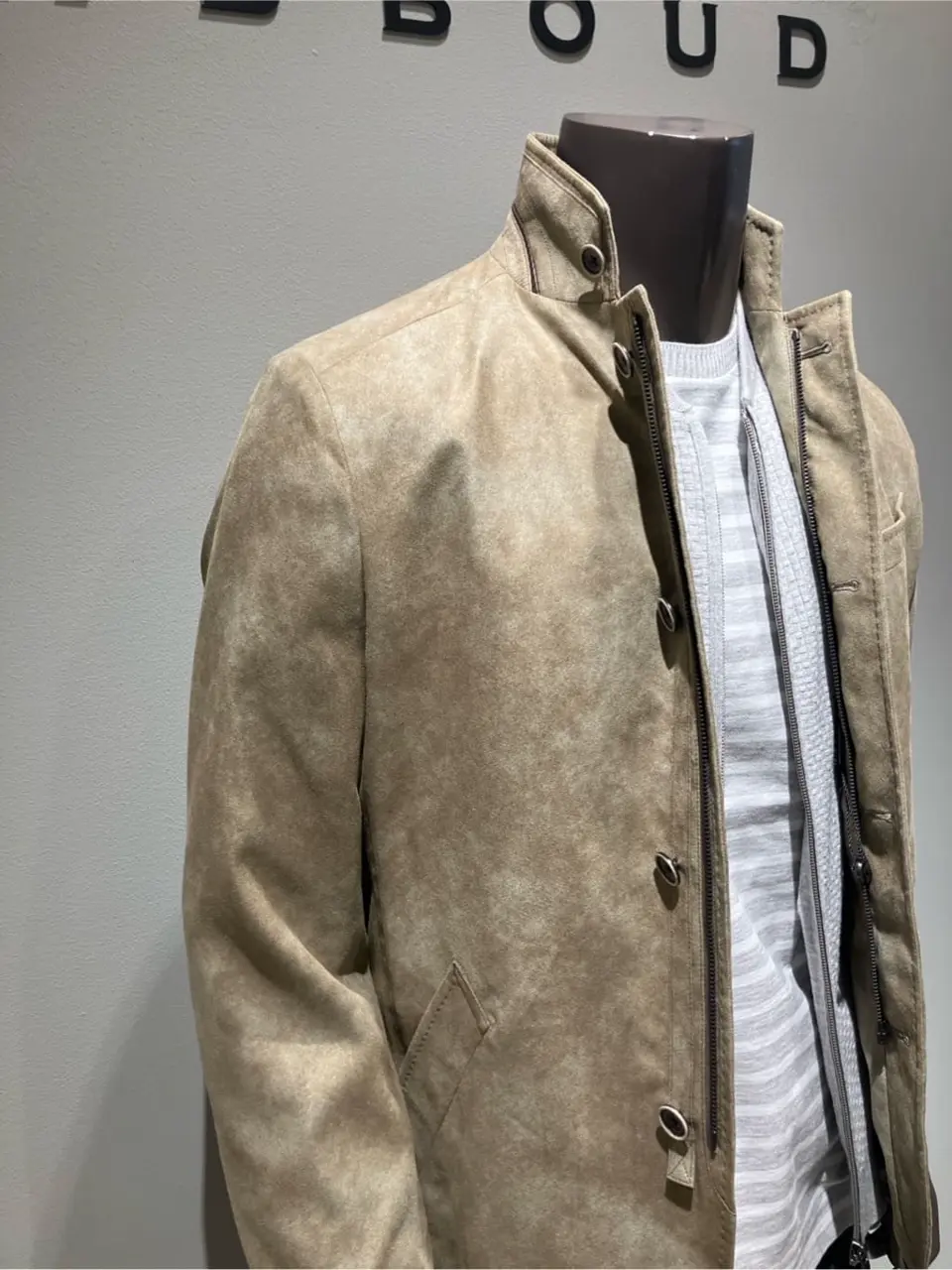 JOSEPH ABBOUD 伊津野 コーディネート画像