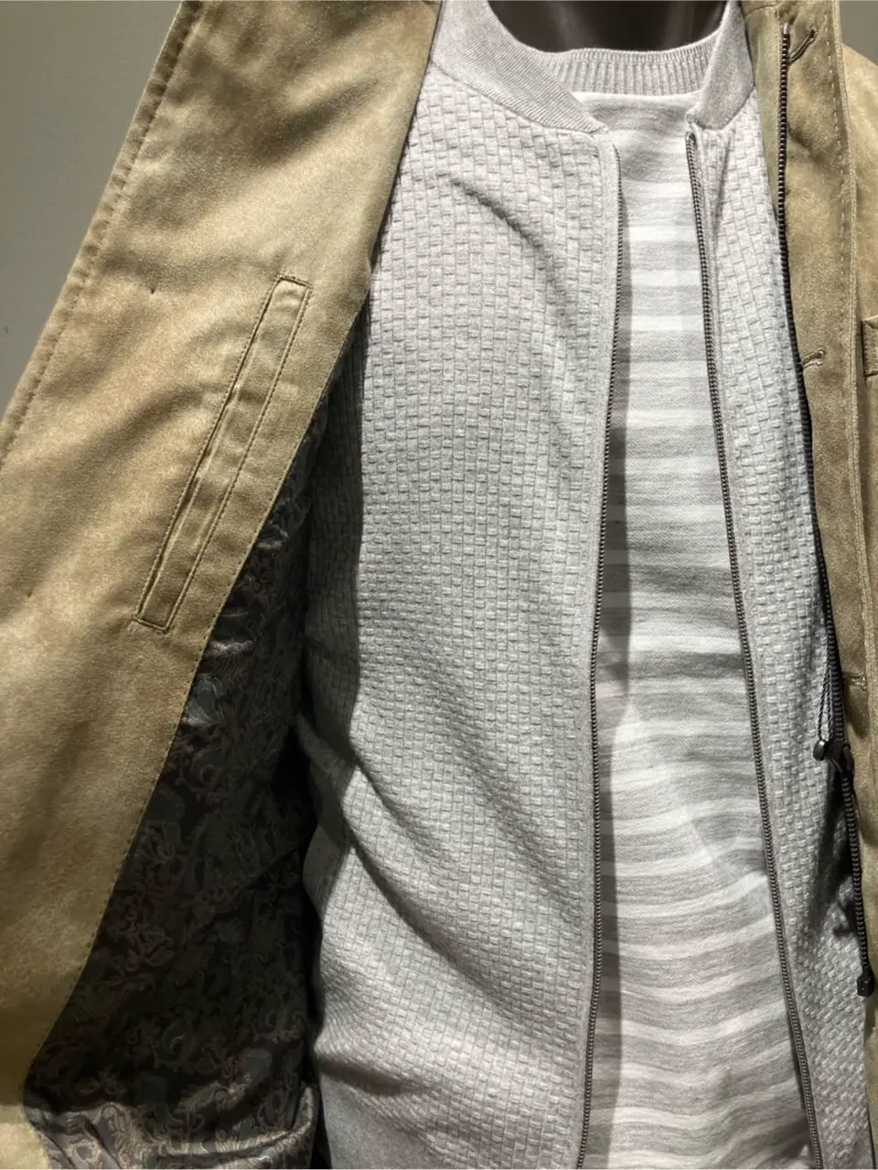 JOSEPH ABBOUD 伊津野 コーディネート画像