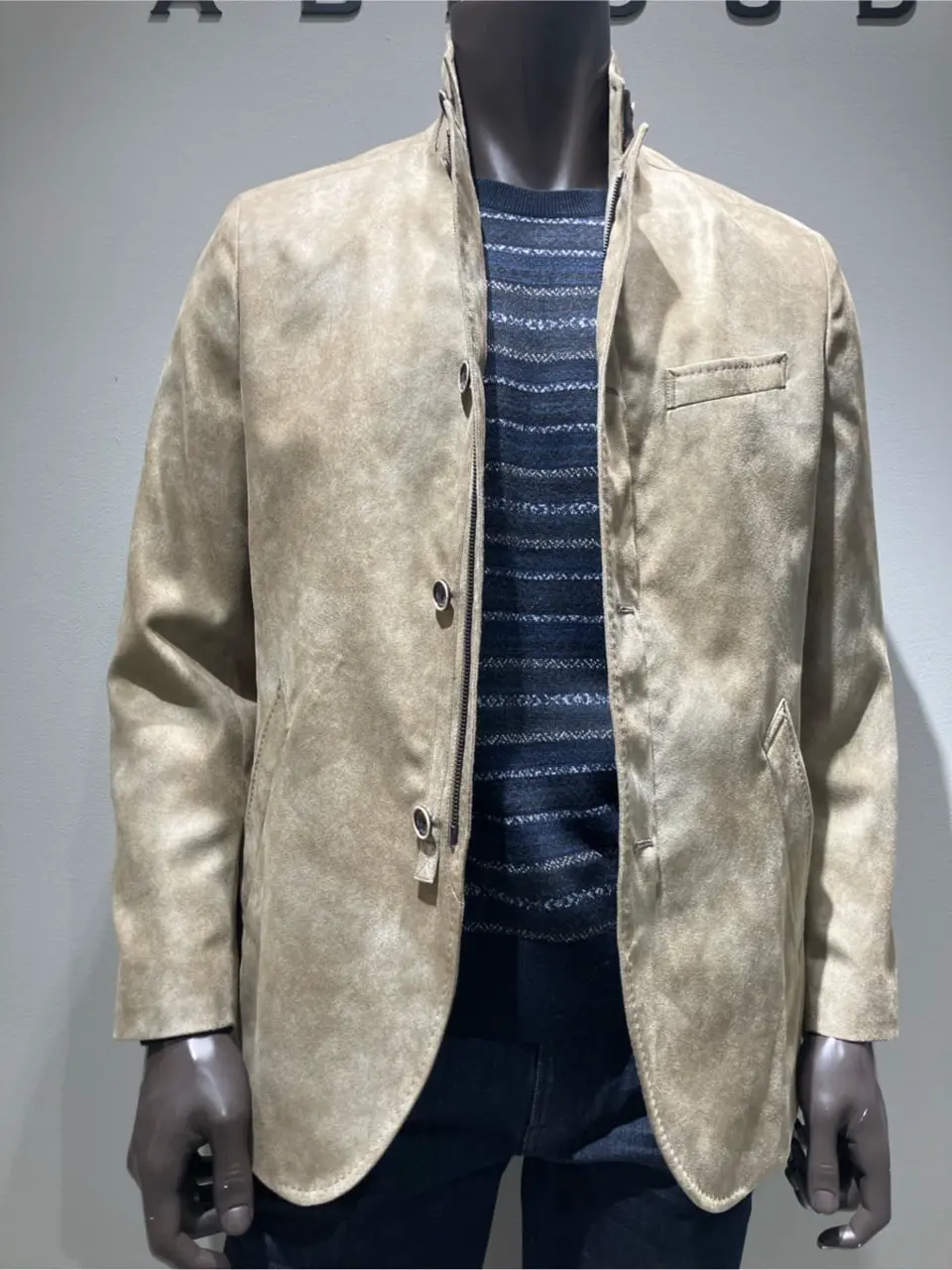 JOSEPH ABBOUD 伊津野 コーディネート画像