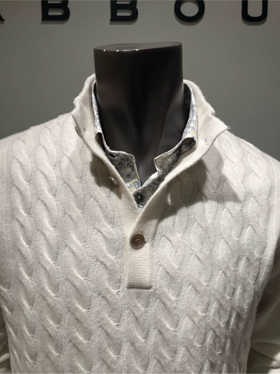 JOSEPH ABBOUD 伊津野 コーディネート画像