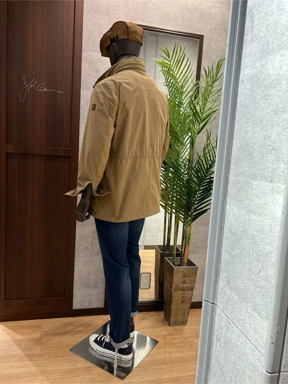 JOSEPH ABBOUD 上條 コーディネート画像