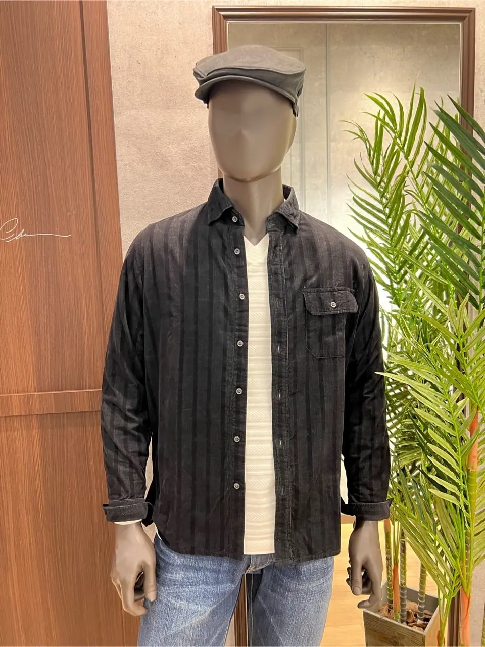 JOSEPH ABBOUD 上條 コーディネート画像