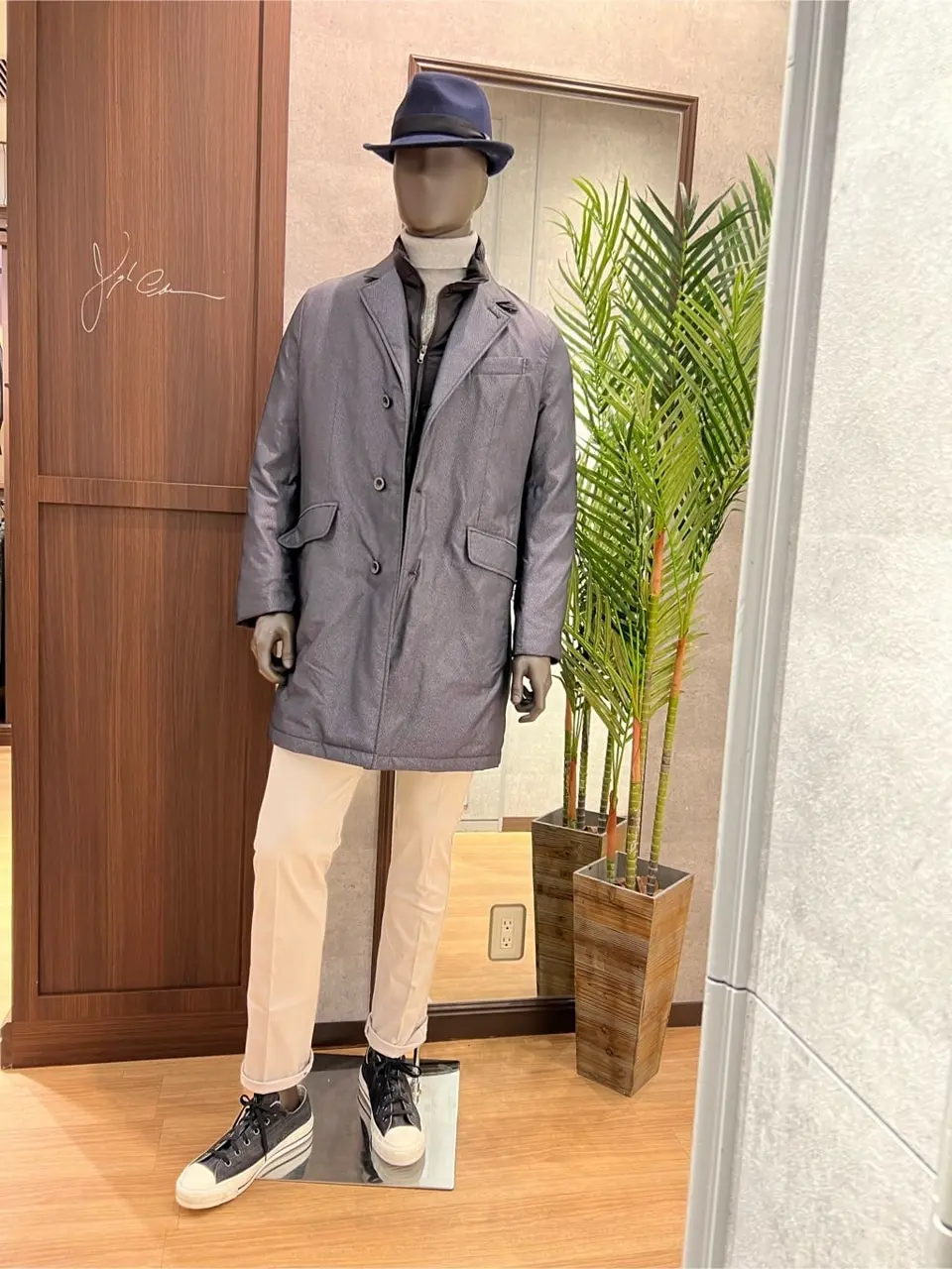 JOSEPH ABBOUD 上條 コーディネート画像